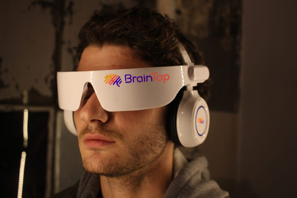 The BrainTap® Headset